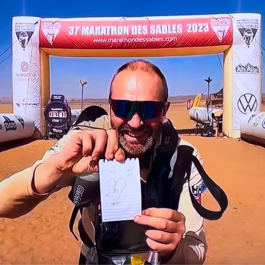 Simon doing extreme fundraising at the start of the Marathon Des Sables