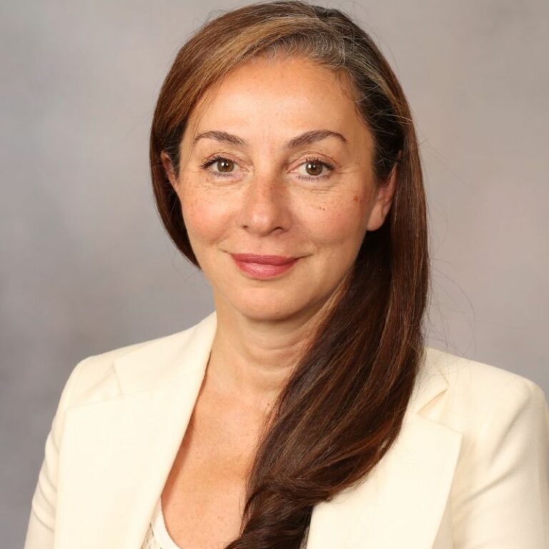 Headshot of Dr Zadeh